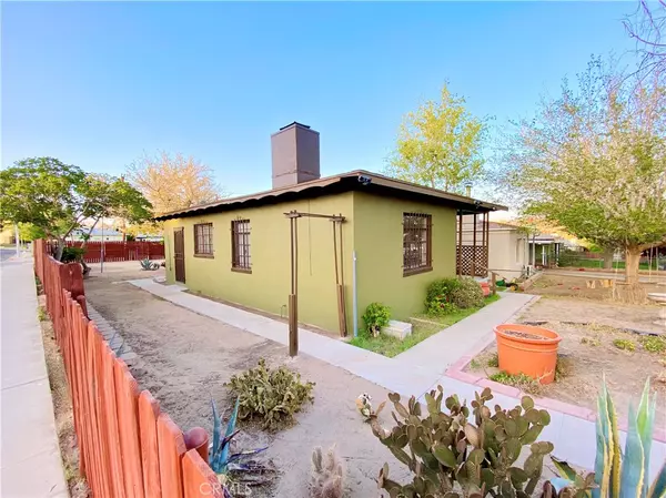 Victorville, CA 92395,16706 Merrill ST