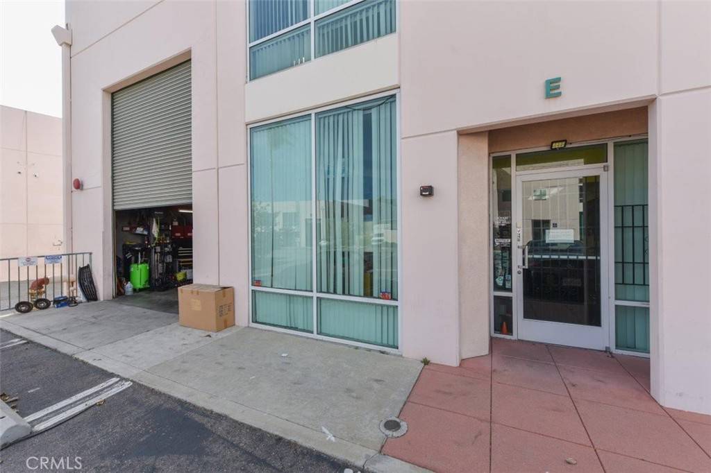 El Monte, CA 91732,12328 Valley BLVD #E