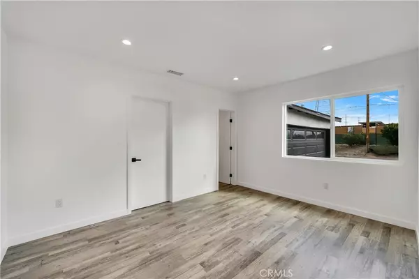 Sun Valley, CA 91352,8501 Canterbury AVE