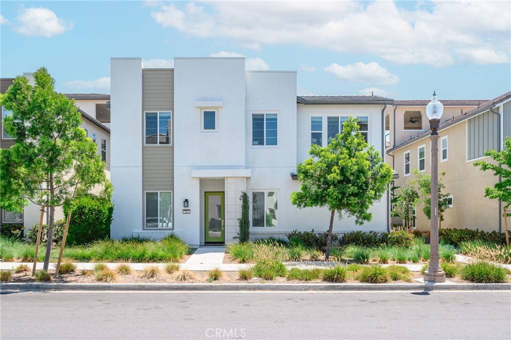 104 Sculpture, Irvine, CA 92618