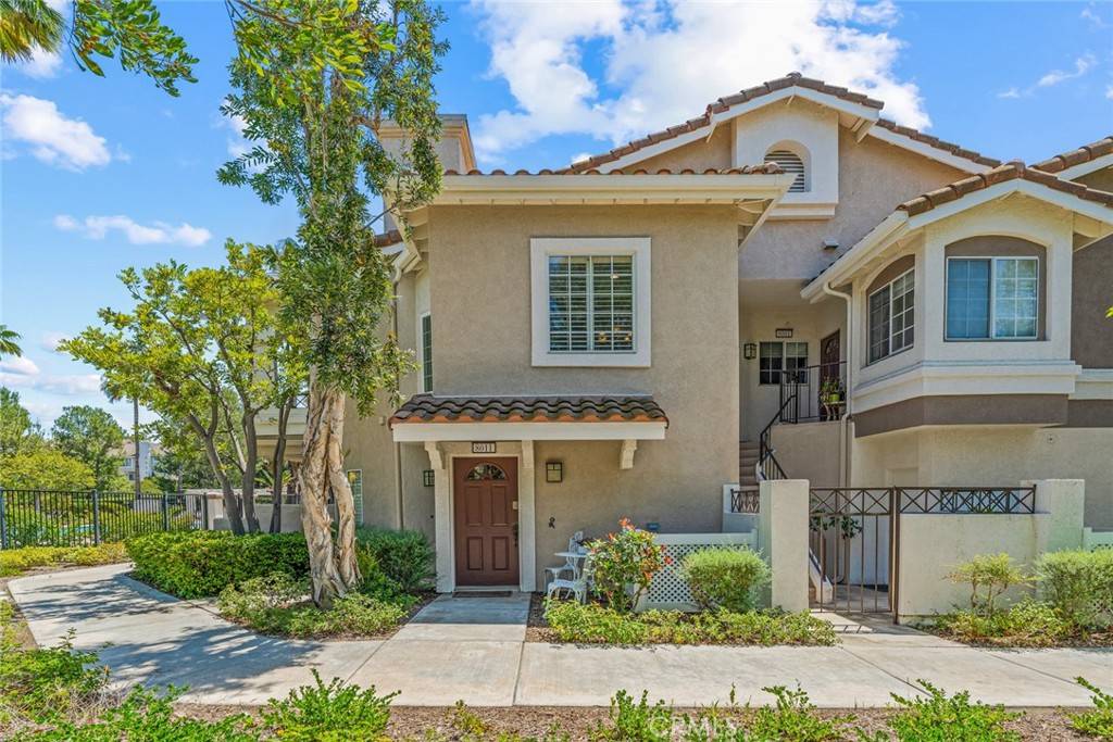 8011 E Brightstar PL, Anaheim Hills, CA 92808