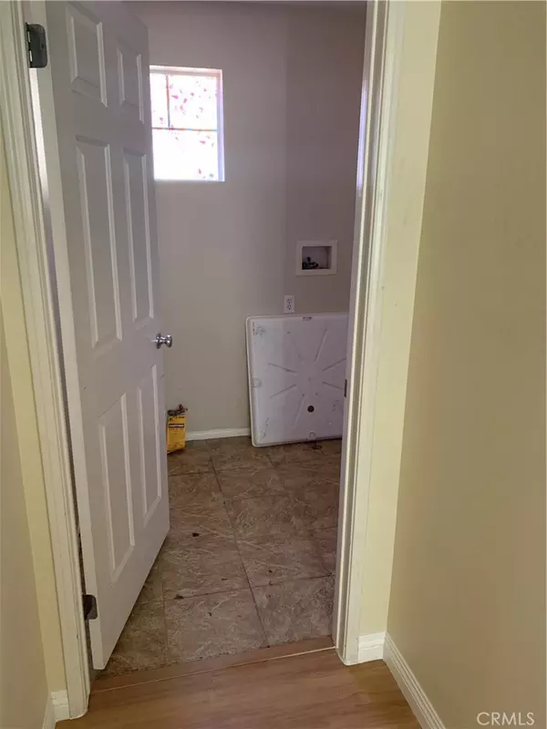 Chino, CA 91710,6952 Montego ST