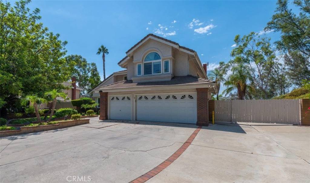 San Dimas, CA 91773,950 Via Amadeo