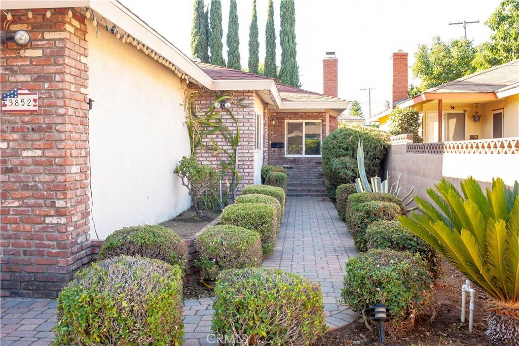 Pasadena, CA 91107,3852 Mountain View AVE