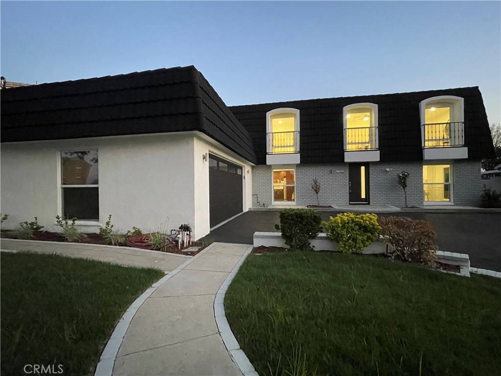 Chatsworth, CA 91311,22100 Acorn ST