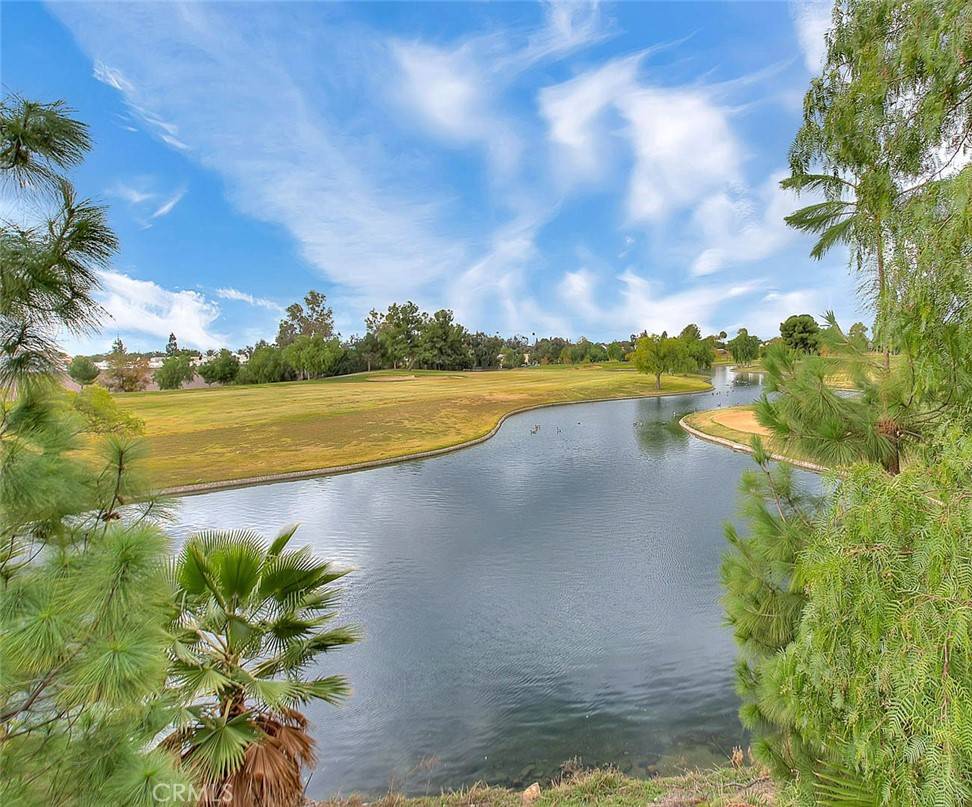 Brea, CA 92821,2436 Sanabria LN