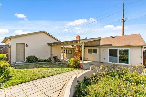 Brea, CA 92821,990 N Puente ST