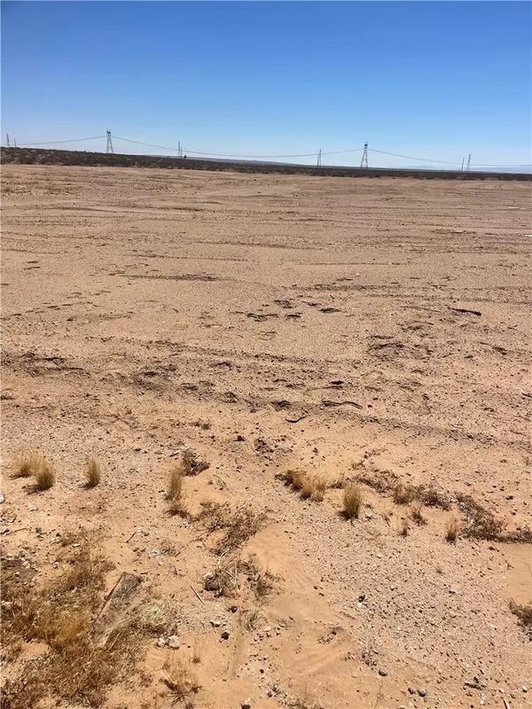 Adelanto, CA 92301,7806 Arapahoe RD