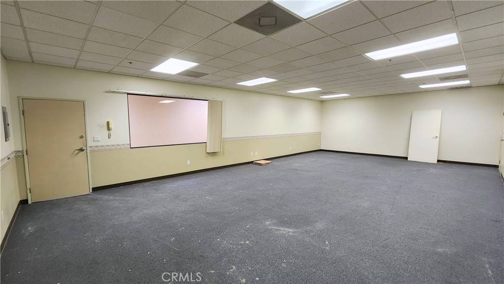 Riverside, CA 92503,9496 Magnolia AVE