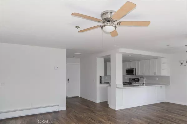 Oceanside, CA 92054,910 N Pacific ST #40