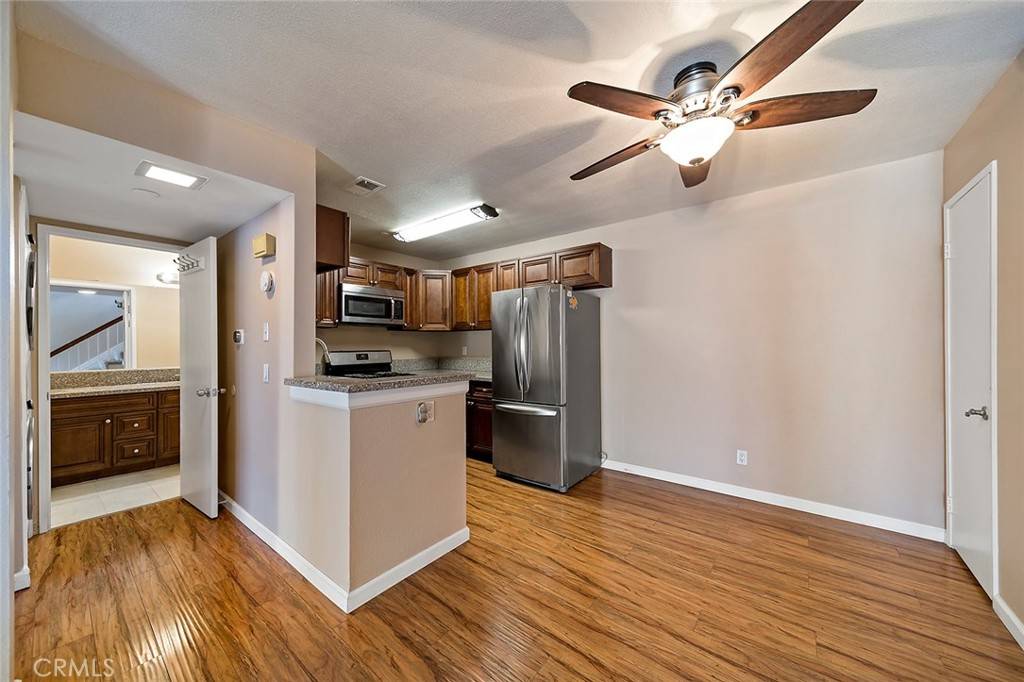 Stanton, CA 90680,7720 Elmdale WAY #J