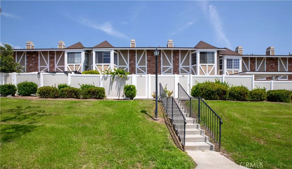 La Puente, CA 91744,124 Albert ST