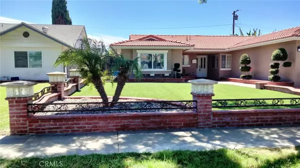 Santa Ana, CA 92704,5402 W Ballast AVE