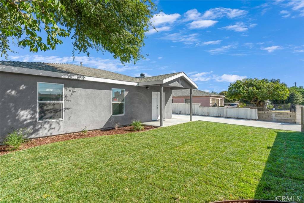 Fontana, CA 92336,6641 Cherimoya AVE