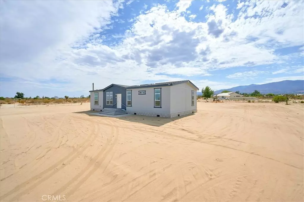 Pinon Hills, CA 92372,12872 Mountain RD