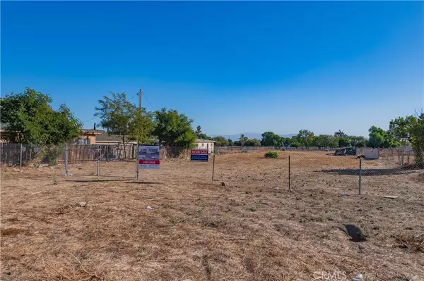 Ontario, CA 91761,918 E Holt BLVD
