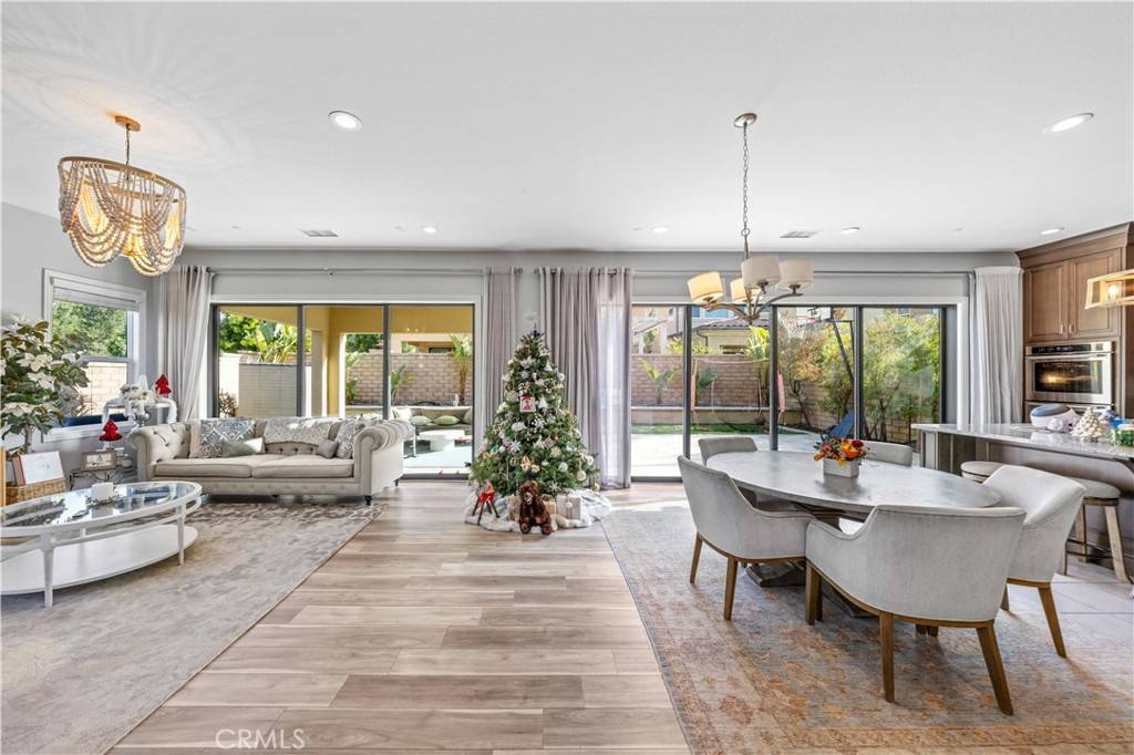 Lake Forest, CA 92630,10 Barberry