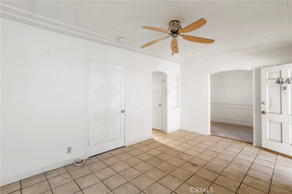Los Angeles, CA 90039,4140 Edenhurst AVE