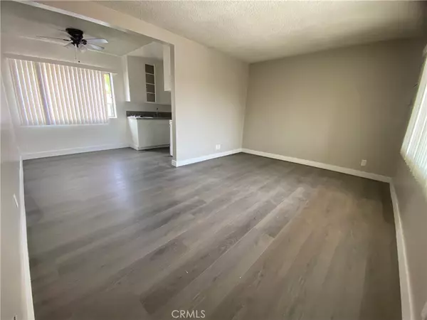 Panorama City, CA 91402,14696 Rayen ST