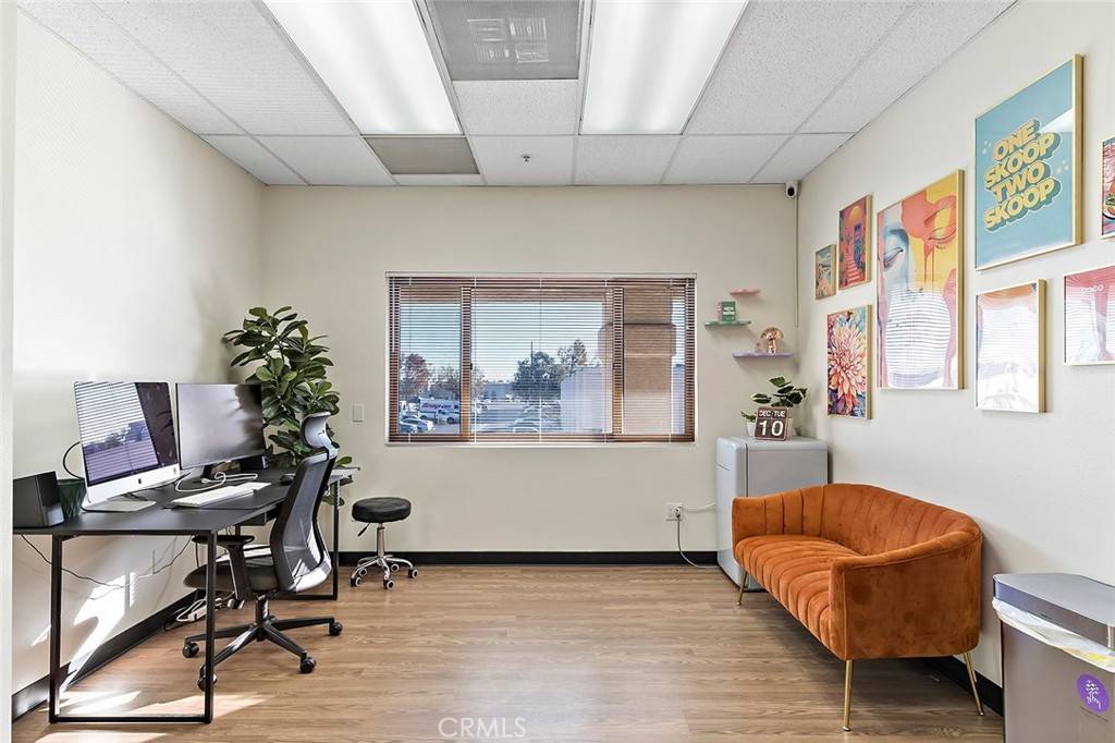 Fullerton, CA 92831,2475 E Orangethorpe Ave