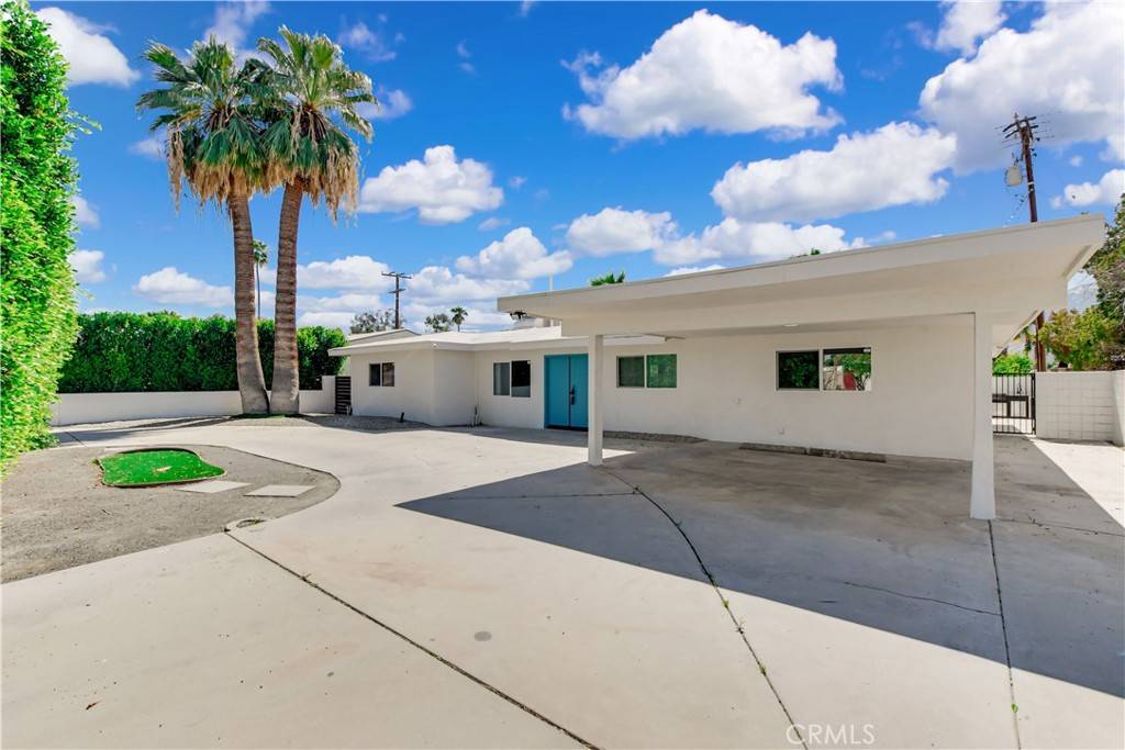 Palm Springs, CA 92264,927 S Paseo Dorotea