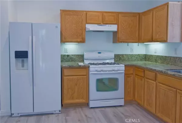 Fontana, CA 92336,6163 S Hills WAY