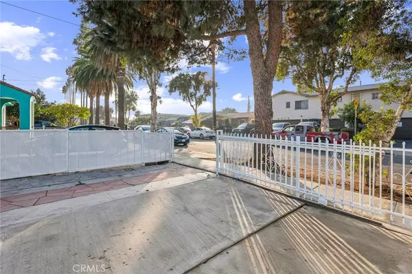 Bell, CA 90201,6212 Orchard AVE