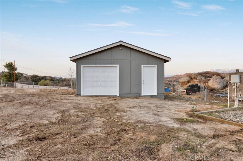 Nuevo, CA 92567,23300 Juniper Flats RD
