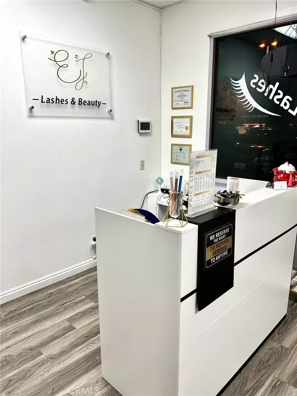 Brea, CA 92821,1241 W Central AVE