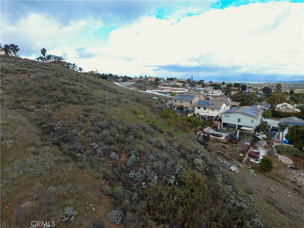 Riverside, CA 92505,0 271181015 DR