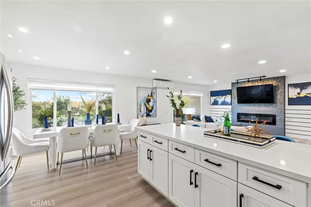 Laguna Woods, CA 92637,3336 Punta Alta #1G