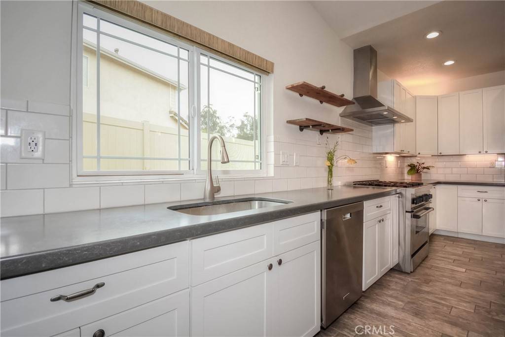Murrieta, CA 92562,23471 Mountain Breeze DR