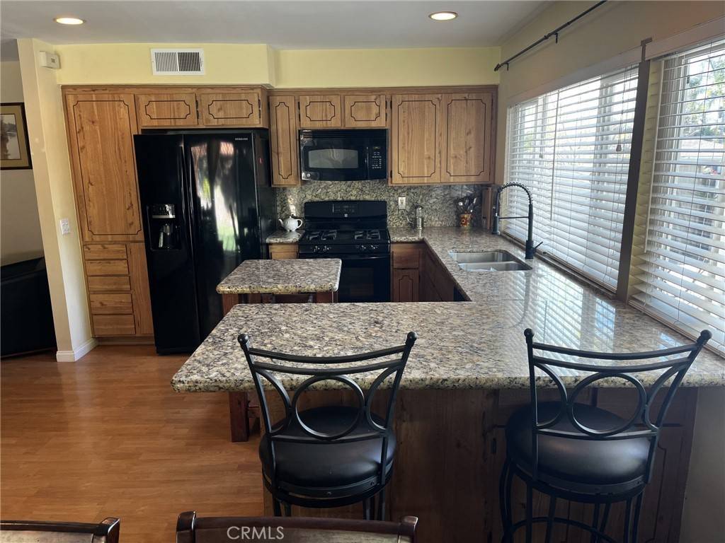 Newbury Park, CA 91320,3319 Holloway ST