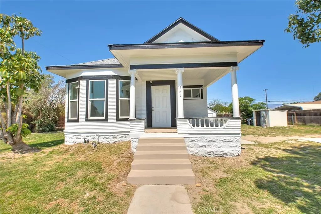 Colton, CA 92324,261 E C ST