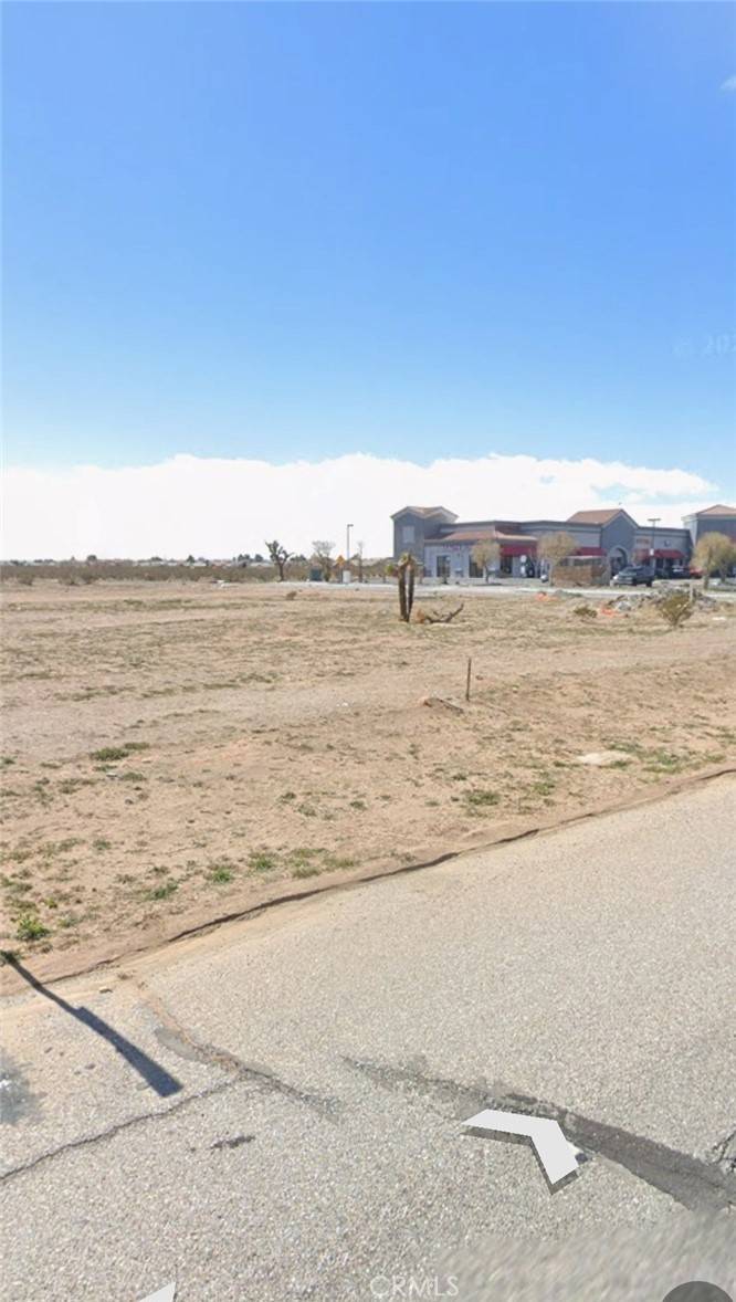Adelanto, CA 92301,12063 CACTUS RD