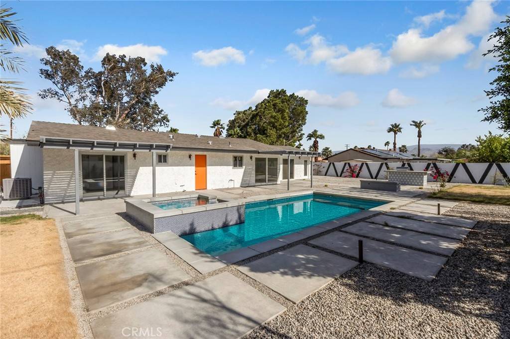 2175 N Sandra RD, Palm Springs, CA 92262