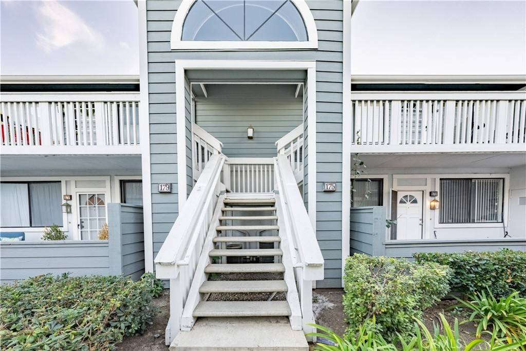 175 Huntington, Irvine, CA 92620