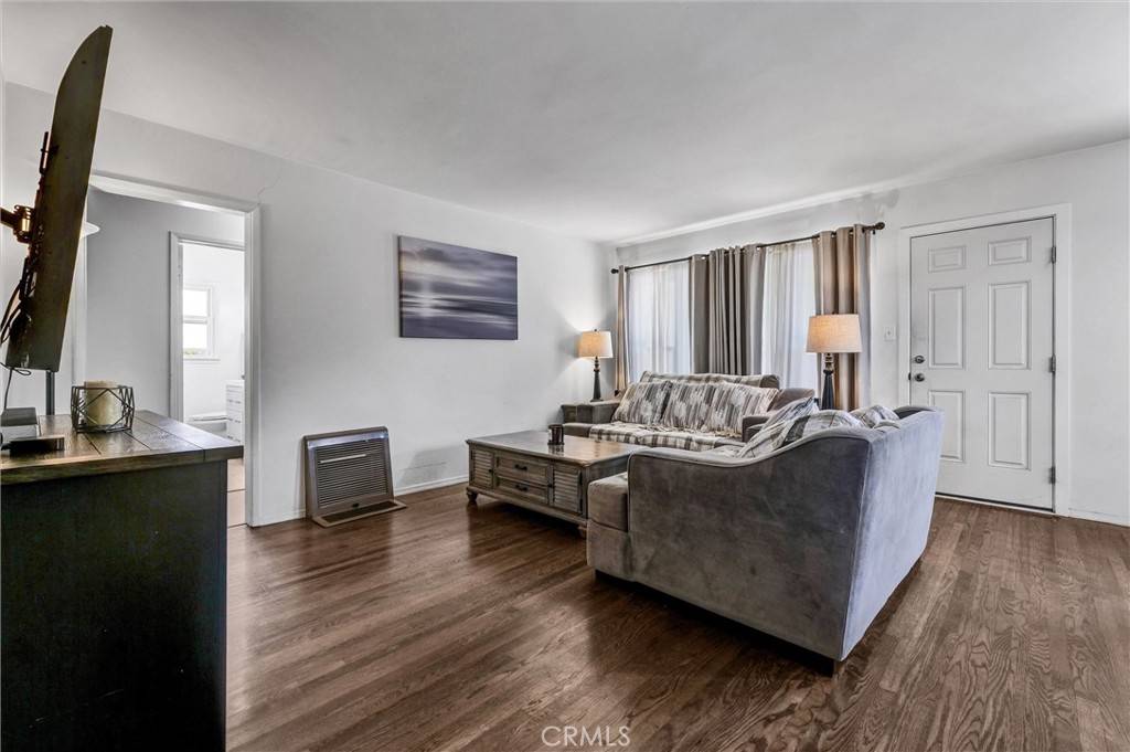 Lawndale, CA 90260,15302 Prairie AVE