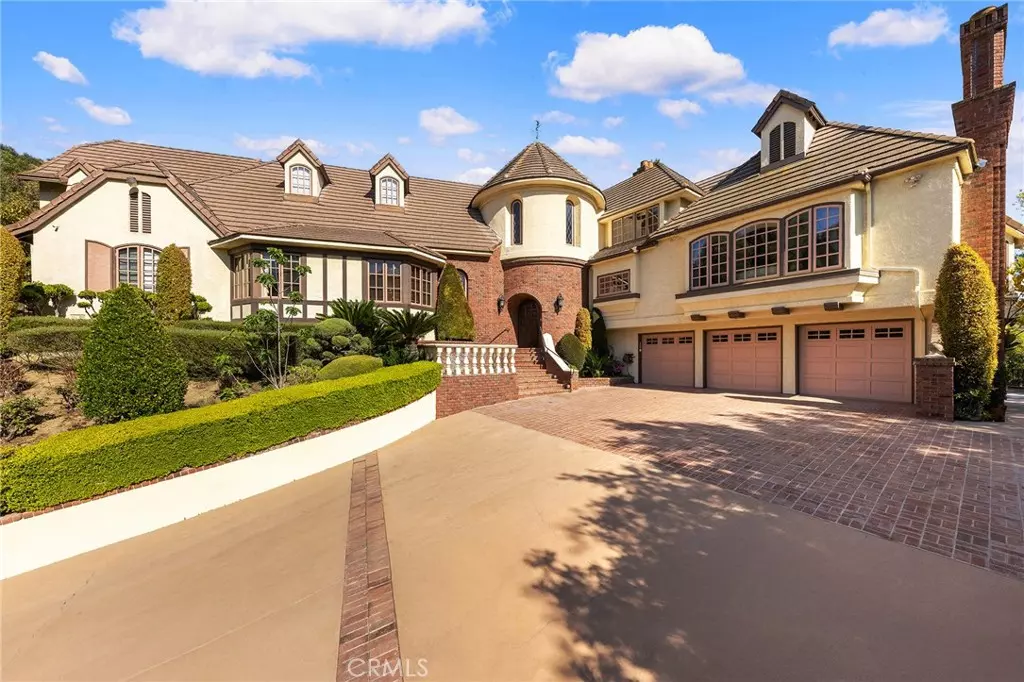 Diamond Bar, CA 91765,2668 Clear Creek LN