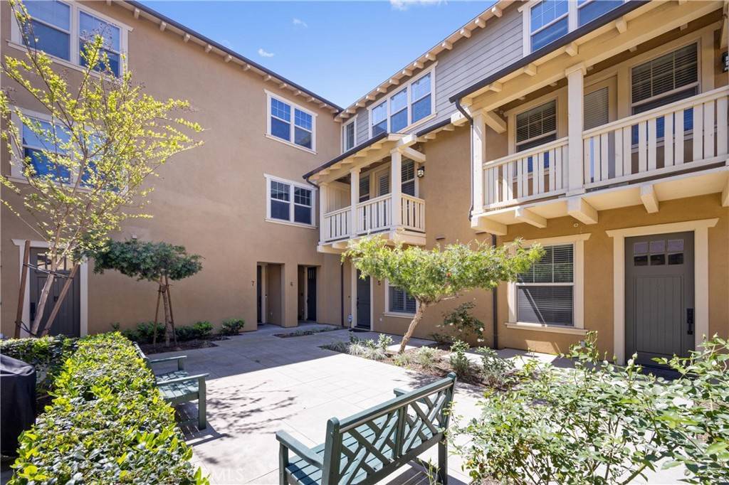 3240 S Westmont LN #5, Ontario, CA 91761