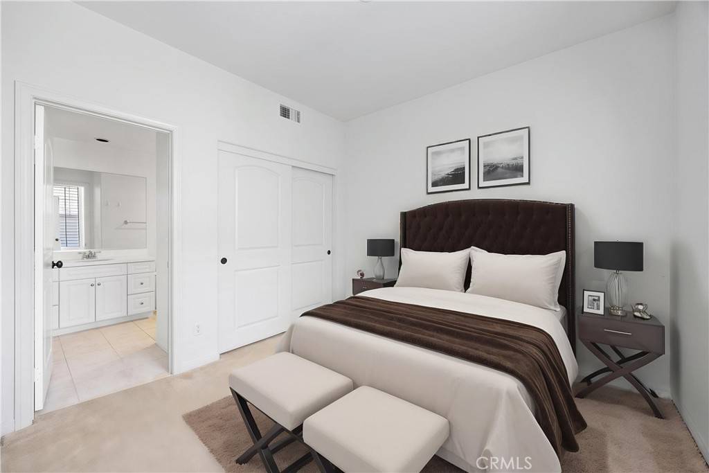 Ontario, CA 91761,3240 S Westmont LN #5
