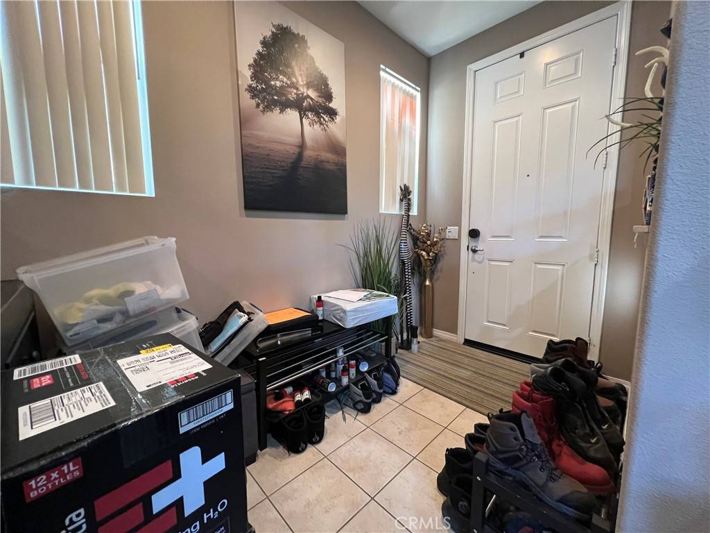 La Verne, CA 91750,1907 Canopy LN