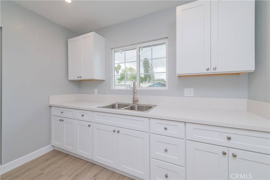 Pomona, CA 91766,1032 W 4th SQ W #1038