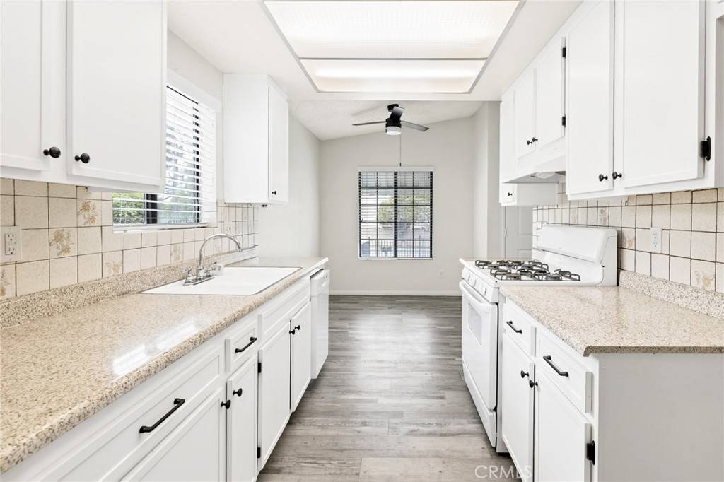 Menifee, CA 92586,28334 Encanto DR