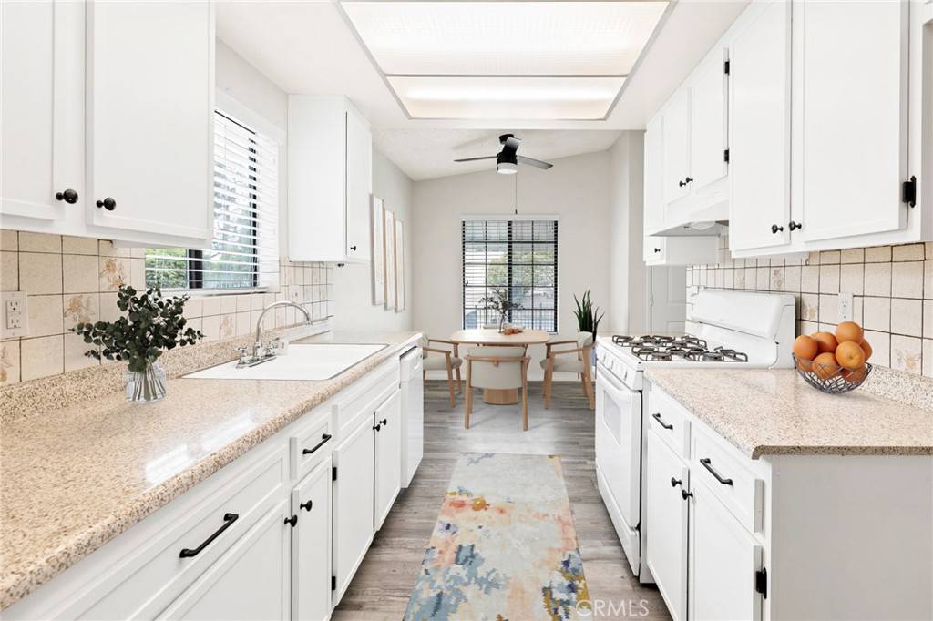 Menifee, CA 92586,28334 Encanto DR