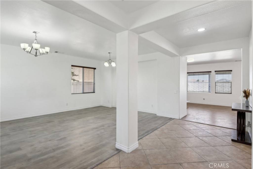 Perris, CA 92571,940 Parula ST