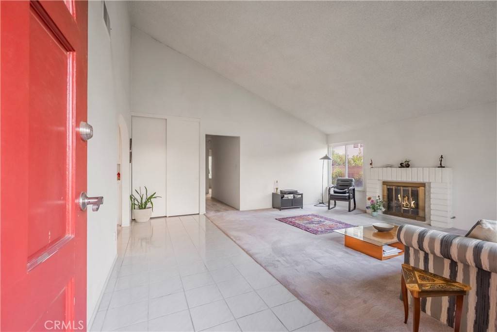 Hacienda Heights, CA 91745,2075 Country Canyon RD