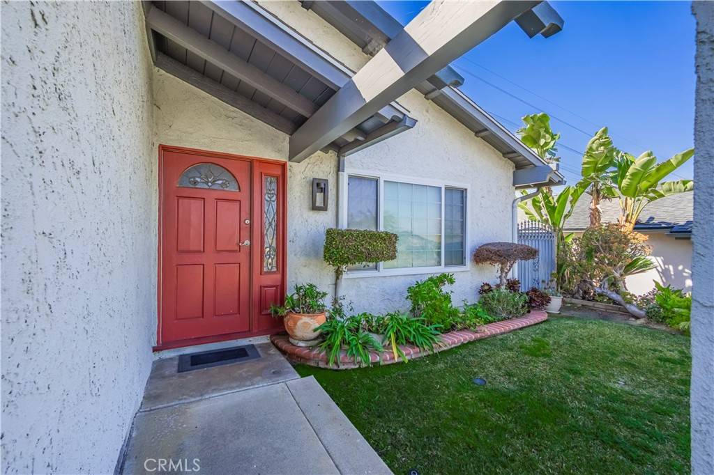 2075 Country Canyon RD, Hacienda Heights, CA 91745