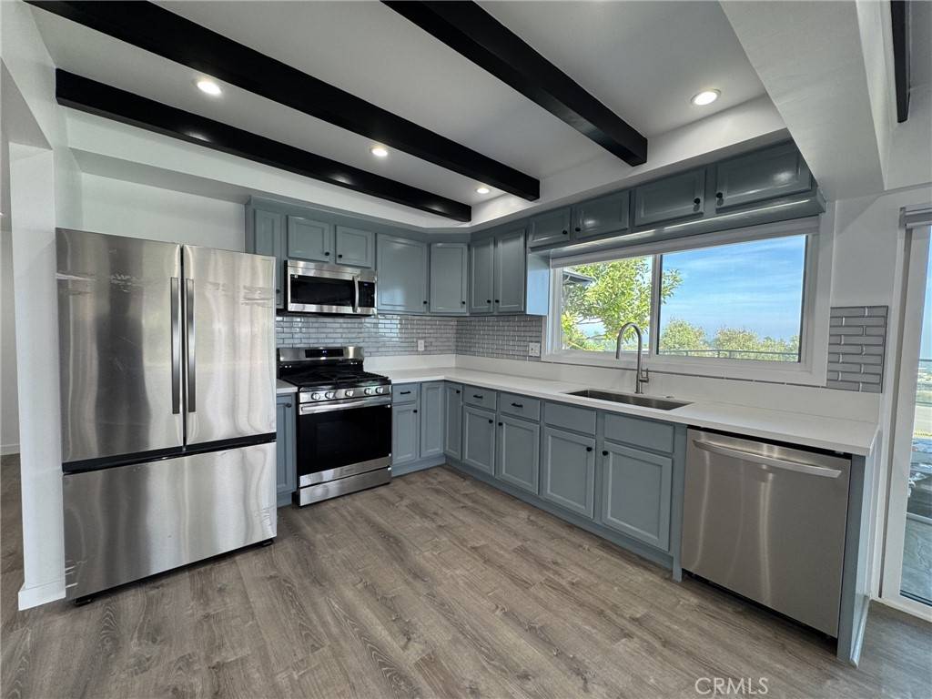 Los Angeles, CA 90077,1904 Linda Flora DR
