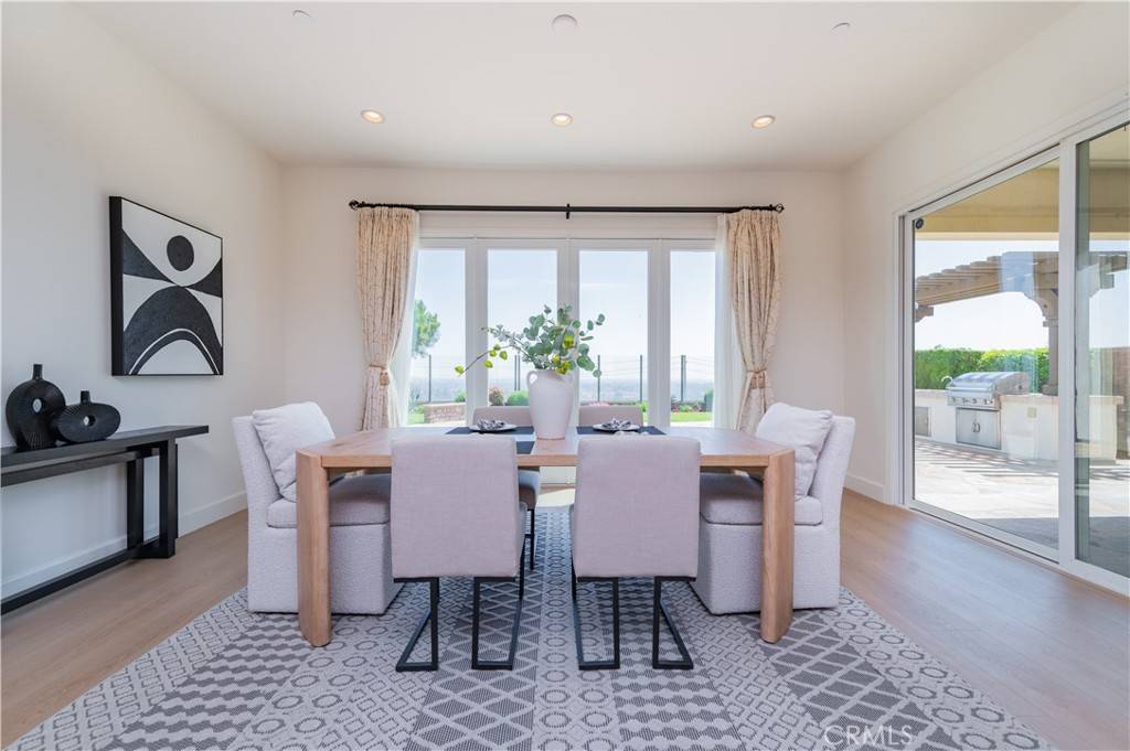 Brea, CA 92821,2480 E Kern River LN